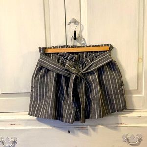 Love Tree paper bag tie waist shorts